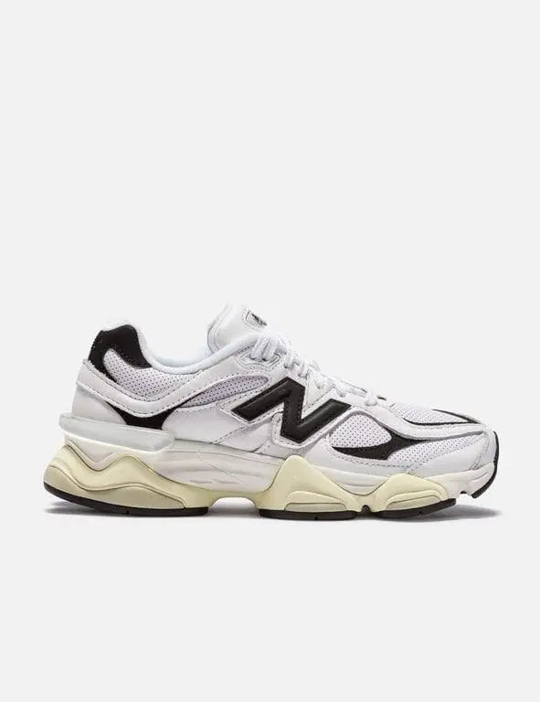 NEW BALANCE 9060 WHITE & BLACK Elle73